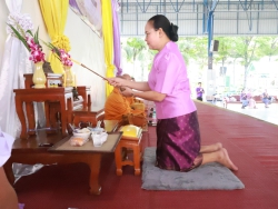 20241203014951.jpg - กิจกรรมทำบุญตักบาตร ข้าวสาร อาหารแห้ง ในวันเฉลิมพระชนมพรรษาสมเด็จพระนางเจ้าสุทิดา พัชรสุธาพิมลลักษณพระบรมราชินี | https://klongsong.devcm.info