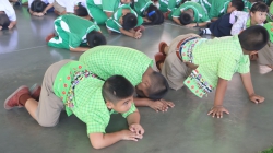 20241203031902.jpg - โรงเรียนคลองสอง (เสวตสมบูรณ์อุปถัมภ์) ฝึกอบรมโครงการสถานศึกษาปลอดภัย หนี ซ่อน สู้ จัดโดยสถานีตำรวจภูธรคลองหลวง ฝึกการเอาตัวรอดจากเหตุการณ์ไม่พึงประสงค์ เพื่อรับมือกับสถานการณ์ที่อาจเกิดขึ้นภายในสถานศึกษา | https://klongsong.devcm.info