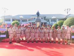 20241204022321.jpg - พิธีถวายพวงมาลาและถวายราชสดุดีเนื่องใน “วันสมเด็จพระมหาธีรราชเจ้า” ประจำปี 2567 | https://klongsong.devcm.info