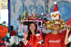 20250102034245(1).jpg - กิจกรรมคริสต์มาส ประจำปีการศึกษา 2567 เพื่อเฉลิมฉลองในวันสำคัญ รวมทั้งเป็นการแลกเปลี่ยนวัฒนธรรมของไทยและวัฒนธรรมของชาติที่เป็นภาษาอังกฤษ | https://klongsong.devcm.info