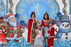 20250102034249.jpg - กิจกรรมคริสต์มาส ประจำปีการศึกษา 2567 เพื่อเฉลิมฉลองในวันสำคัญ รวมทั้งเป็นการแลกเปลี่ยนวัฒนธรรมของไทยและวัฒนธรรมของชาติที่เป็นภาษาอังกฤษ | https://klongsong.devcm.info