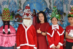 20250102034252.jpg - กิจกรรมคริสต์มาส ประจำปีการศึกษา 2567 เพื่อเฉลิมฉลองในวันสำคัญ รวมทั้งเป็นการแลกเปลี่ยนวัฒนธรรมของไทยและวัฒนธรรมของชาติที่เป็นภาษาอังกฤษ | https://klongsong.devcm.info