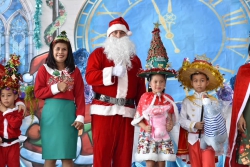 20250102034253.jpg - กิจกรรมคริสต์มาส ประจำปีการศึกษา 2567 เพื่อเฉลิมฉลองในวันสำคัญ รวมทั้งเป็นการแลกเปลี่ยนวัฒนธรรมของไทยและวัฒนธรรมของชาติที่เป็นภาษาอังกฤษ | https://klongsong.devcm.info