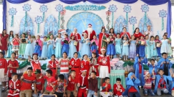 20250102034254(2).jpg - กิจกรรมคริสต์มาส ประจำปีการศึกษา 2567 เพื่อเฉลิมฉลองในวันสำคัญ รวมทั้งเป็นการแลกเปลี่ยนวัฒนธรรมของไทยและวัฒนธรรมของชาติที่เป็นภาษาอังกฤษ | https://klongsong.devcm.info