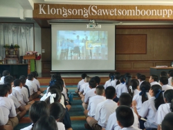 20250128090007(17).jpg - โรงเรียนคลองสอง (เสวตสมบูรณ์อุปถัมภ์) ขอขอบคุณครูจากโรงเรียนทีปังกรวิทยาพัฒน์ (มัธยมวัดหัตถสารเกษตร) ในพระราชูปถัมภ์ฯ ที่เข้ามาแนะแนวให้ความรู้เรื่องการศึกษาต่อให้แก่นักเรียนระดับชั้นประถมศึกษาปีที่ 6 | https://klongsong.devcm.info