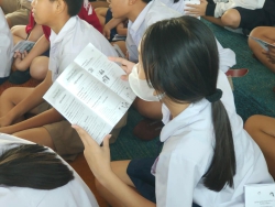 20250128090007.jpg - โรงเรียนคลองสอง (เสวตสมบูรณ์อุปถัมภ์) ขอขอบคุณครูจากโรงเรียนทีปังกรวิทยาพัฒน์ (มัธยมวัดหัตถสารเกษตร) ในพระราชูปถัมภ์ฯ ที่เข้ามาแนะแนวให้ความรู้เรื่องการศึกษาต่อให้แก่นักเรียนระดับชั้นประถมศึกษาปีที่ 6 | https://klongsong.devcm.info