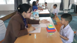 20250210044858.jpg - วันที่ 8 กุมภาพันธ์ 2568  โรงเรียนคลองสอง (เสวตสมบูรณ์อุปถัมภ์) รับรายงานตัวนักเรียนชั้นประถมศึกษาปีที่ 1 (ห้องเรียนพิเศษด้านภาษาอังกฤษ IEP) เพื่อรับการประเมินความพร้อมทางการเรียน | https://klongsong.devcm.info