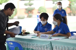 20250217003134.jpg - วันเสาร์ที่ 15 กุมภาพันธ์ 2568  จับสลากเข้าเรียนห้องเรียน CEP (Communicative English Program) ชั้นอนุบาล 2 และชั้นอนุบาล 3 | https://klongsong.devcm.info