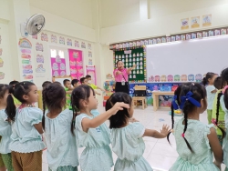 20250225041115(2).jpg - Mr. Jason  Alavi ผู้บริหาร รร.สอนแบบอเมริกัน (AE.) นิเทศห้องเรียนพิเศษ iep ระดับชั้นอนุบาล | https://klongsong.devcm.info