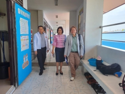 20250227111305(1).jpg - วันพุธที่ 26 กุมภาพันธ์  2568  โรงเรียนคลองสอง (เสวตสมบูรณ์อุปถัมภ์) ได้ดำเนินการสอบ NT ระดับชั้นประถมศึกษาปีที่ 3 ดร.ไพผกา ผิวดำ ผู้อำนวยการสถานศึกษาและดร.ชุติรัตน์ ประสงค์มณี ได้ตรวจเยี่ยมดูแลความเรียบร้อยและให้กำลังใจนักเรียน | https://klongsong.devcm.info