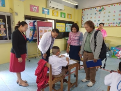 20250227111306(2).jpg - วันพุธที่ 26 กุมภาพันธ์  2568  โรงเรียนคลองสอง (เสวตสมบูรณ์อุปถัมภ์) ได้ดำเนินการสอบ NT ระดับชั้นประถมศึกษาปีที่ 3 ดร.ไพผกา ผิวดำ ผู้อำนวยการสถานศึกษาและดร.ชุติรัตน์ ประสงค์มณี ได้ตรวจเยี่ยมดูแลความเรียบร้อยและให้กำลังใจนักเรียน | https://klongsong.devcm.info