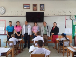 20250227111306(6).jpg - วันพุธที่ 26 กุมภาพันธ์  2568  โรงเรียนคลองสอง (เสวตสมบูรณ์อุปถัมภ์) ได้ดำเนินการสอบ NT ระดับชั้นประถมศึกษาปีที่ 3 ดร.ไพผกา ผิวดำ ผู้อำนวยการสถานศึกษาและดร.ชุติรัตน์ ประสงค์มณี ได้ตรวจเยี่ยมดูแลความเรียบร้อยและให้กำลังใจนักเรียน | https://klongsong.devcm.info