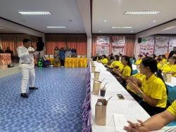 20250324041055.jpg - ดร.ไพผกา ผิวดำ ผู้อำนวยการ รองผู้อำนวยการและคณะครูจำนวน 40 ท่าน ศึกษาดูงานโรงเรียนวัดตะพงนอก (รังษีปิยะราษฎรรังสรรค์) ต.ตะพง อ.เมืองระยอง จ.ระยอง ที่มีวิธีปฏิบัติที่เป็นเลิศ หนึ่งอำเภอหนึ่งโรงเรียนคุณภาพ | https://klongsong.devcm.info