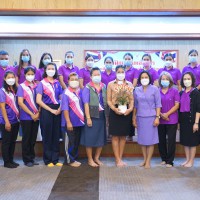 20240517131704.jpg - วันที่ 23 ธันวาคม 2564 นางไพผกา ผิวดำ (ผู้อำนวยการโรงเรียน) คณะครูและบุคลากรทุกท่าน ยินดีต้อนรับคณะครูวัดโพธิ์เลื่อน และขอต้อนรับคุณครูอนุรักษ์ ชาญเขตการ ในโอกาสได้รับบรรจุแต่งตั้งเข้ารับราชการ ตำแหน่งครูผู้ช่วย โรงเรียนคลองสอง (เสวตสมบูรณ์อุปถัมภ์) | https://klongsong.devcm.info