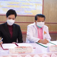 20240518124521.jpg - พิธีลงนามบันทึกข้อตกลงความร่วมมือ (MOU) การขับเคลื่อนโรงเรียนคุณภาพ วัตถุประสงค์เพื่อยกระดับคุณภาพการศึกษา ลดความเหลื่อมล้ำทางการศึกษา และลดอัตราการแข่งขัน | https://klongsong.devcm.info