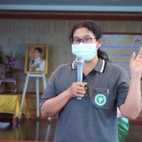 20240518134140(1).jpg - นางไพผกา ผิวดำ (ผู้อำนวยการโรงเรียน) ครูและบุคลากรทุกคน ได้เข้าร่วมการอบรมรับความรู้เกี่ยวกับ การตรวจคัดกรองเบื้องต้นการติดเชื้อโควิด 19 ด้วยวิธี Antigen Test Kit (ATK) โดยได้รับความร่วมมือจากโรงพยาบาลส่งเสริมสุขภาพชุมชนตำบลคลองสอง | https://klongsong.devcm.info