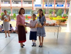 20240518145039(2).jpg - รับรางวัลประเมินเขตพื้นที่บริการ ปีการศึกษา 2562 | https://klongsong.devcm.info