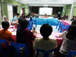 20240521132703.jpg - ประชุมครูและพ่อค้าแม่ค้าโรงอาหารก่อนเปิดภาคเรียน | https://klongsong.devcm.info